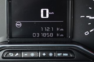 Citroen C3 2023 1200cc Camera Keyless-thumb-8