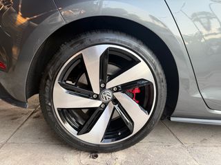 Volkswagen Golf 2020 GTI-thumb-24