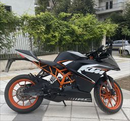 KTM RC 200 2018-thumb-2
