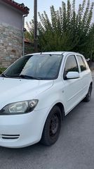 Mazda 2 2004-thumb-7