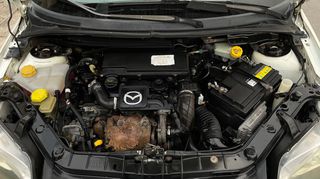 Mazda 2 2004-thumb-9