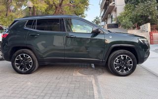 Jeep Compass 2022 Trailhawk-thumb-5