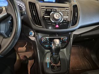 Ford Kuga 2013-thumb-13