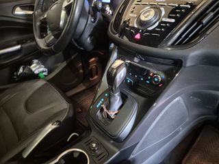 Ford Kuga 2013-thumb-15