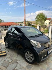 Toyota iQ 2009
