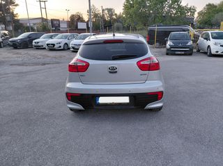 Kia Rio 2016-thumb-3