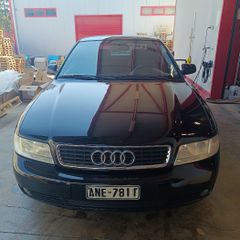 Audi A4 2000-thumb-3