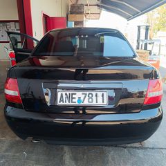 Audi A4 2000-thumb-5