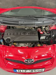 Toyota Yaris 2011 1.3 αυτόματο βενζίνη-thumb-4