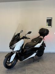 Yamaha XMAX 300 2020 Yamaha Xmax 300-thumb-1
