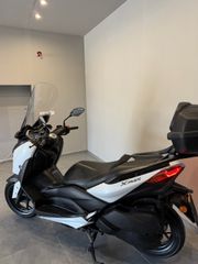 Yamaha XMAX 300 2020 Yamaha Xmax 300-thumb-4