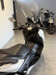 Yamaha XMAX 300 2020 Yamaha Xmax 300-thumb-8