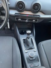 Audi Q2 2018-thumb-8