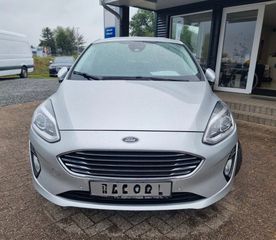 Ford Fiesta 2017 TITANIUM-thumb-1