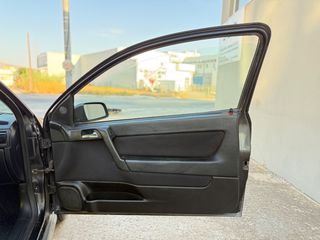 Opel Astra 2000-thumb-37