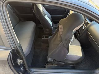 Opel Astra 2000-thumb-38