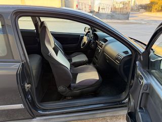 Opel Astra 2000-thumb-31