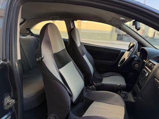 Opel Astra 2000-thumb-32