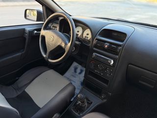 Opel Astra 2000-thumb-34