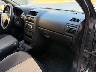Opel Astra 2000-thumb-35