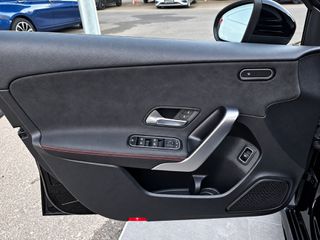 Mercedes-Benz A 180 2019 AMG LINE PANORAMA-thumb-25