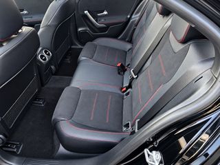 Mercedes-Benz A 180 2019 AMG LINE PANORAMA-thumb-26
