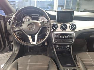 Mercedes-Benz CLA 180 2014 URBAN-thumb-11