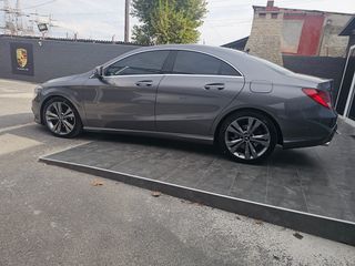 Mercedes-Benz CLA 180 2014 URBAN-thumb-20