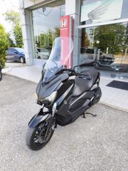 Yamaha XMAX 400 2017-thumb-1