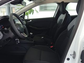 Renault Clio 2026 1.0T ECO-G-thumb-6