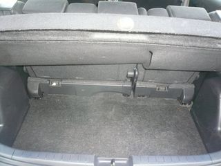 Toyota Yaris 2010-thumb-16