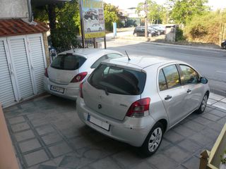 Toyota Yaris 2010-thumb-7