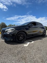 Mercedes-Benz A 180 2014