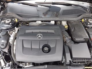 Mercedes-Benz A 180 2017 URBAN-DIESEL-thumb-17