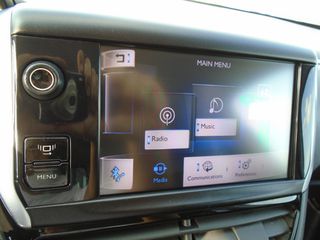 Peugeot 208 2012 1.6 HDi 93 ACTIVE-thumb-15