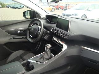 Peugeot 3008 2022-thumb-7