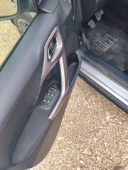 Peugeot 2008 2016-thumb-17