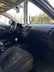 Kia Ceed / cee'd 2010