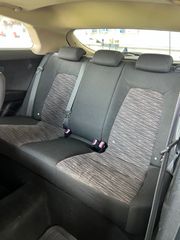 Kia Ceed / cee'd 2010-thumb-6