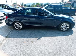 Mercedes-Benz C 180 2011-thumb-1