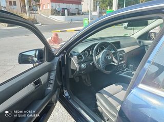 Mercedes-Benz C 180 2011-thumb-4