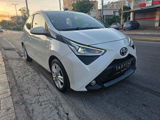 Toyota Aygo 2019 1.0 VVT-i X-PLAY AYTOMATO-thumb-1