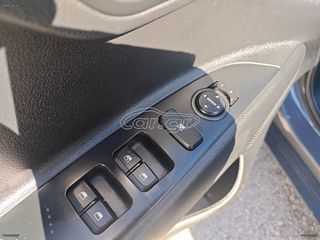 Kia Stonic 2022 SUPERCARS XANIA-thumb-8
