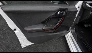 Peugeot 208 2015 1.2 e-THP GT Line-thumb-7