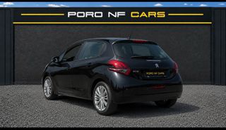 Peugeot 208 2018 1.2 puretech Signature-thumb-2