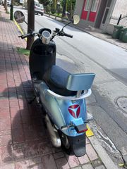 Yadea M6L 2024-thumb-2