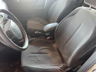 Citroen C4 2005 πρώτο Χέρι!Πληρωμένα Τέλη 26!-thumb-9