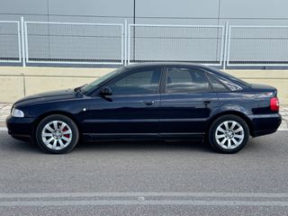 Audi A4 1999 1.6-thumb-1