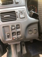 Honda CR-V 1999-thumb-8