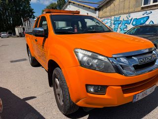 Isuzu D-Max 2014-thumb-21